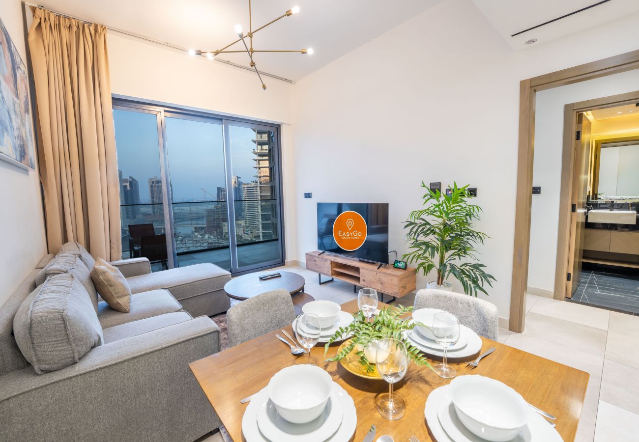 Apartment in Dubai - Luxury 1BR with In-Unit Laundry - BCAN-05