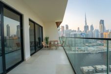 Apartment in Dubai - Luxury 1BR with In-Unit Laundry -...