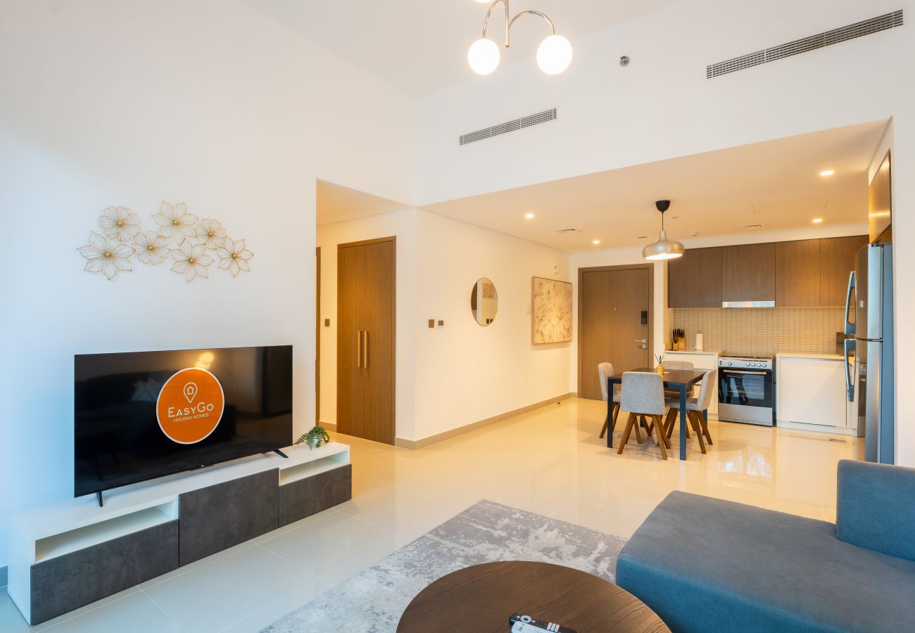 Apartment in Dubai - EasyGo - 2BR Luxury Apt-Terrace w/ Pool Access