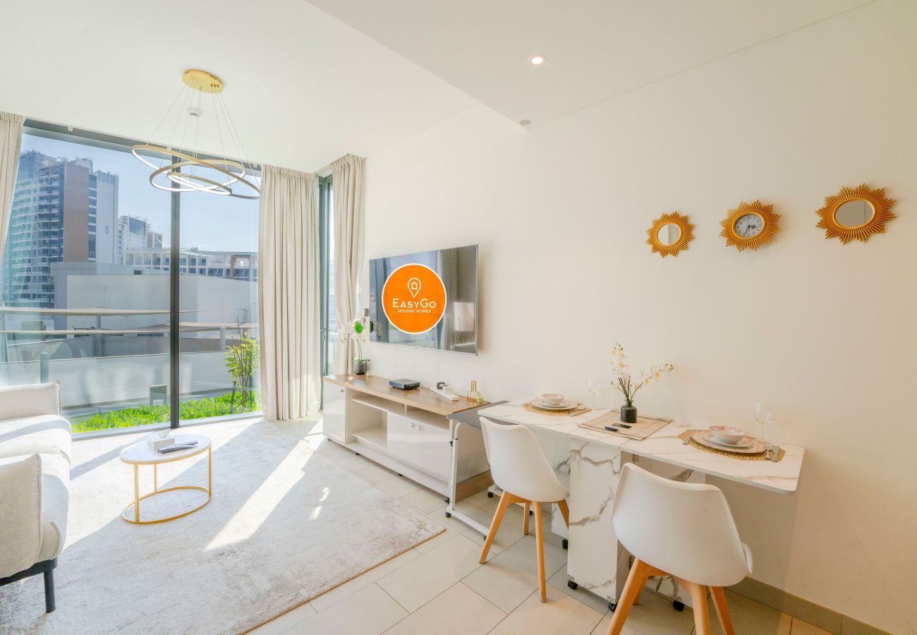 Apartment in Dubai - EasyGo – Sobha Waves 1 Bedroom + Study 