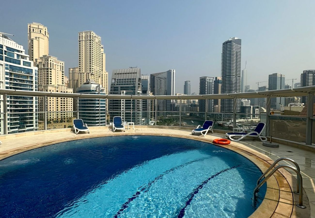 Apartment in Dubai - Versatile 1BR with Sofa Bed in Marina - PAN-09