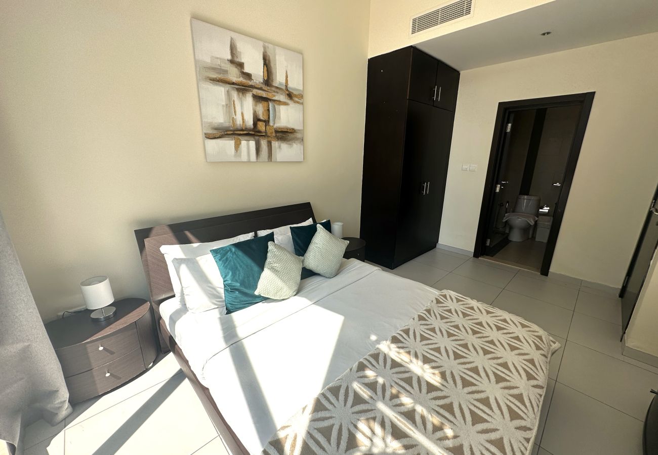 Apartment in Dubai - Versatile 1BR with Sofa Bed in Marina - PAN-09