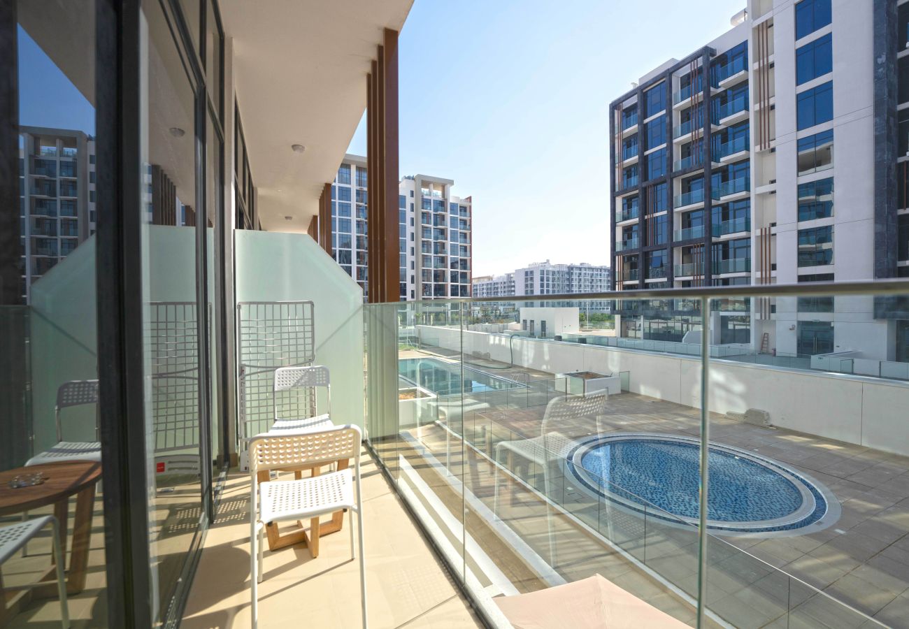 Studio in Dubai - EasyGo - Azizi Riviera  17 Studio with Balcony