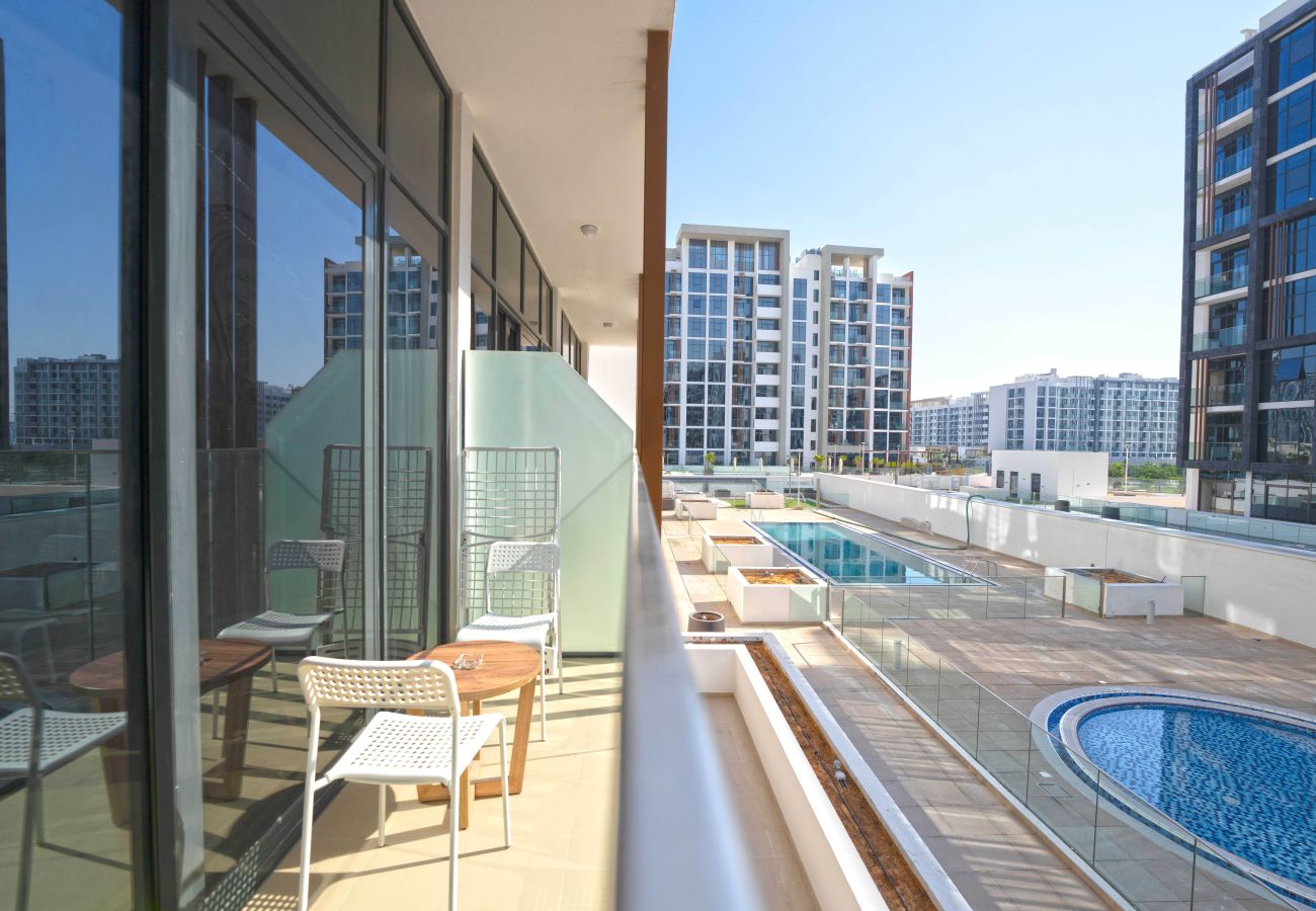 Studio in Dubai - EasyGo - Azizi Riviera  17 Studio with Balcony