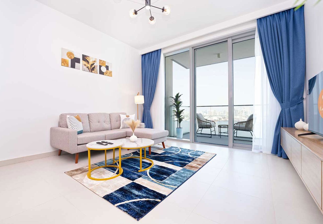Apartment in Dubai - EasyGo - The Grand Canal View 1 Bedroom 
