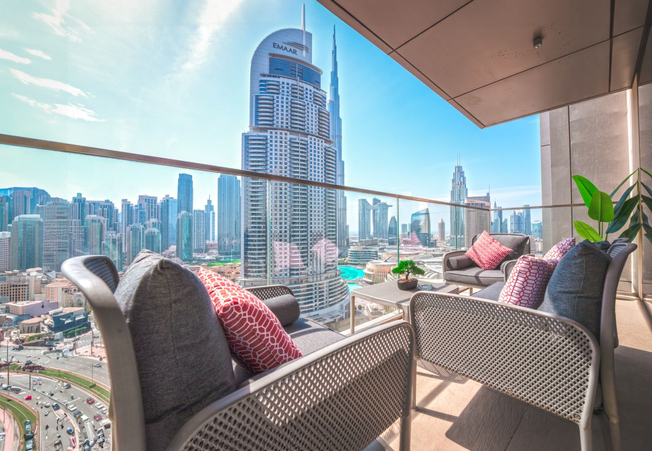 Apartment in Dubai - EasyGo - BP Burj Khalifa Fountain View 2 bedroom Apartment