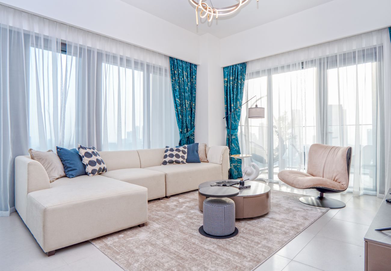 Apartment in Dubai - EasyGo - Burj Royale Modern Luxury