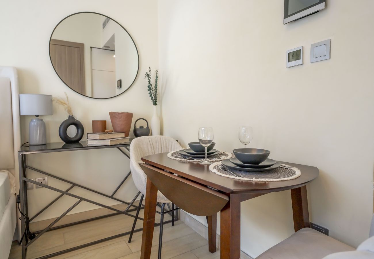 Studio in Dubai - Your Dream Home in Riviera - AZR16-25