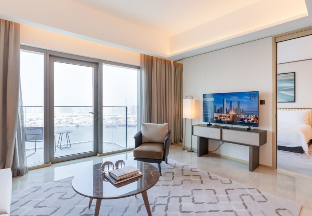 Apartment in Dubai - Sleek Sophistication: Your 1BR Sanctuary - AHP03