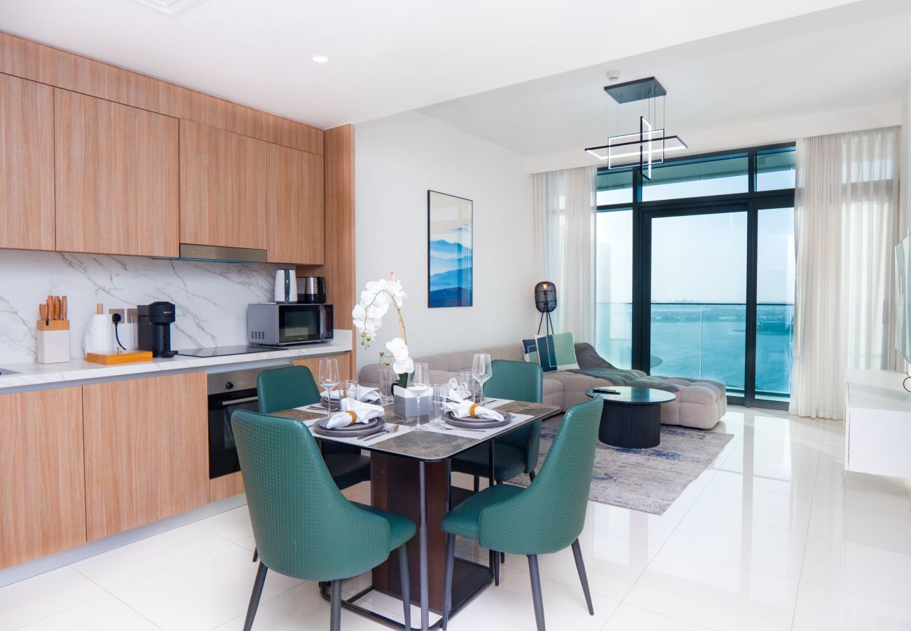 Apartment in Dubai - Elevate Your Lifestyle: 2-BR Beach Vista Tower 1 - BVT1-05