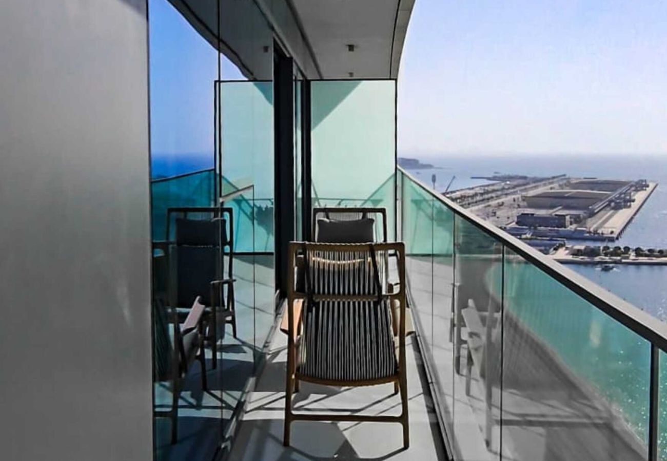 Apartment in Dubai - Elevate Your Lifestyle: 2-BR Beach Vista Tower 1 - BVT1-05