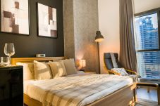 Studio in Dubai - Stylish Studio in Zumurud Tower - ZT-404