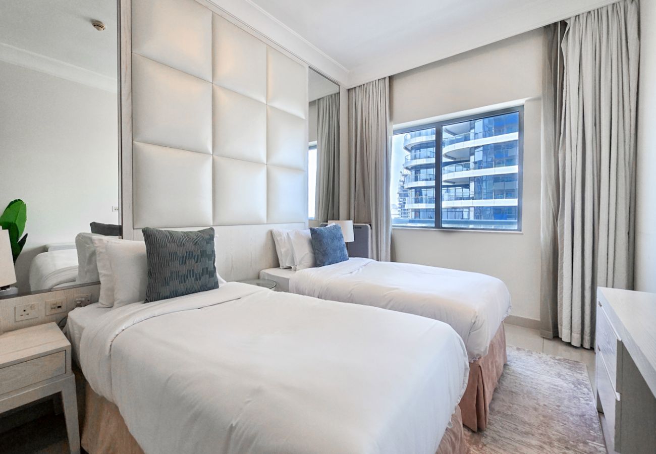 Apartment in Dubai - EasyGo -  Chic 1BR in Damac Maison