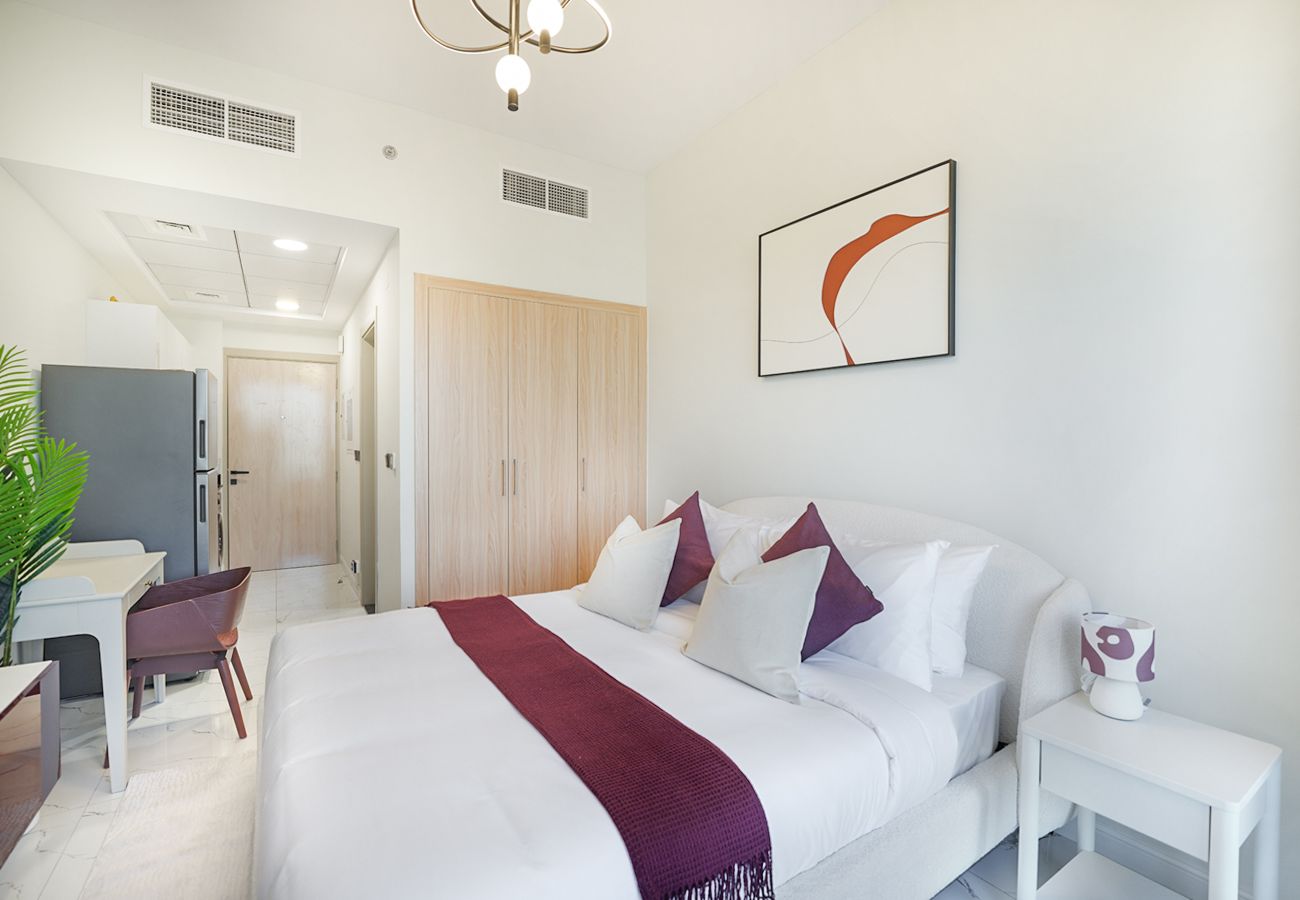 Studio in Dubai - EasyGo - Charming Studio at Alexis Tower