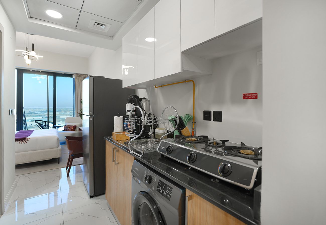 Studio in Dubai - EasyGo - Charming Studio at Alexis Tower