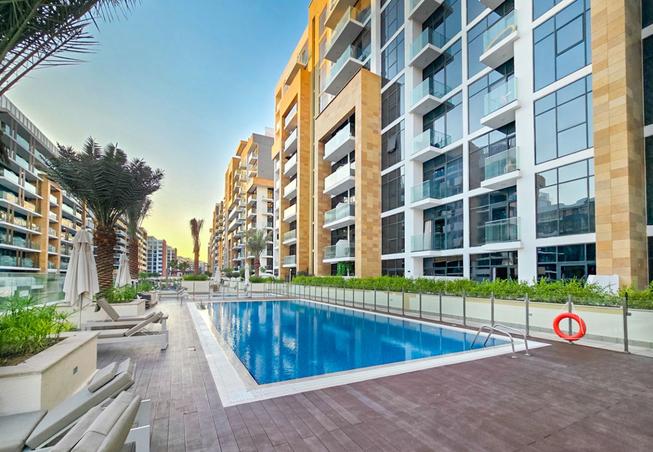 Studio in Dubai - Amazing STU -View - azizi riviera 22