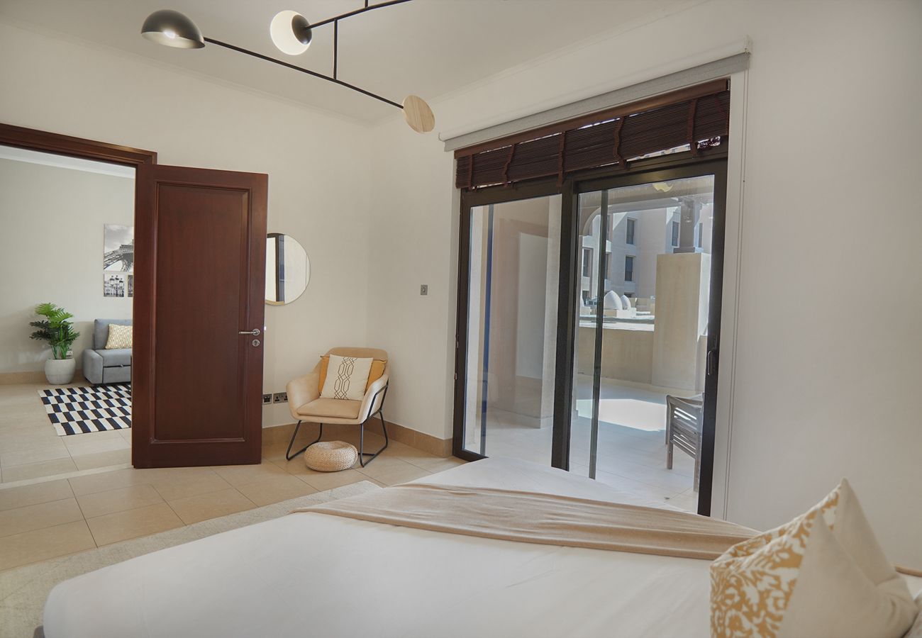 Apartment in Dubai - Spacious/authentic/city center