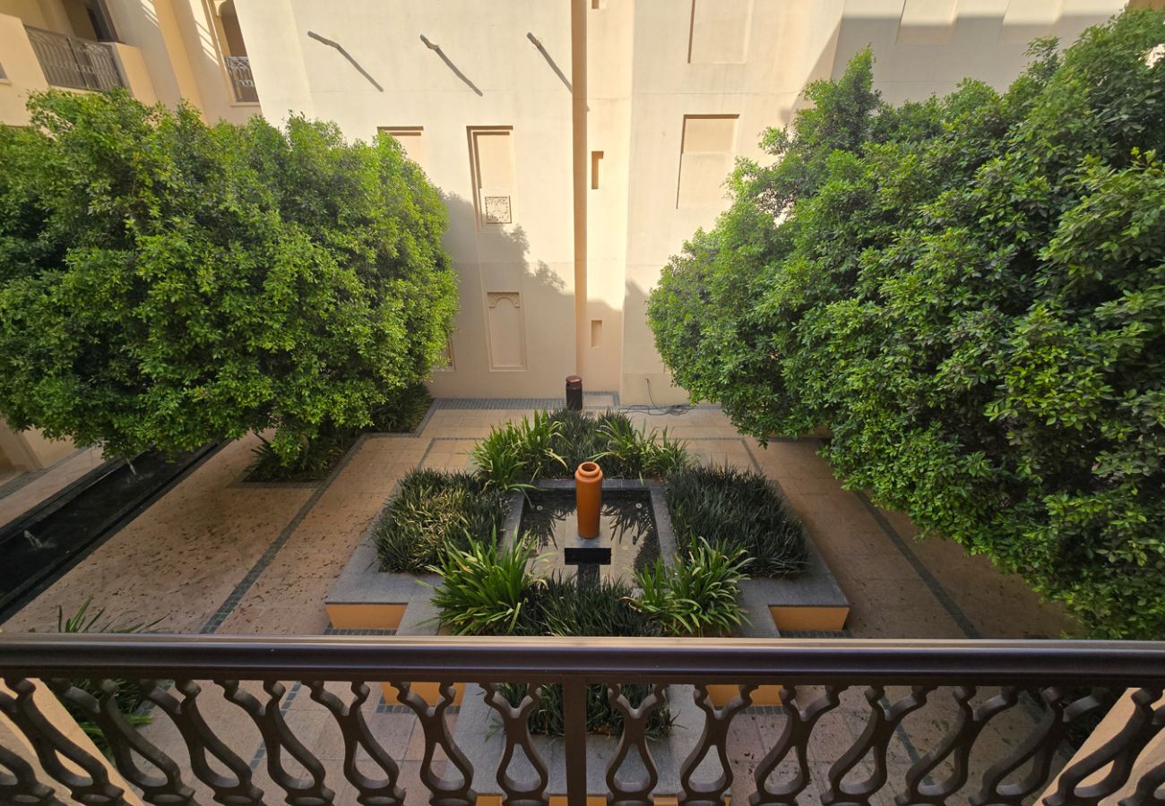 Apartment in Dubai - Spacious/authentic/city center