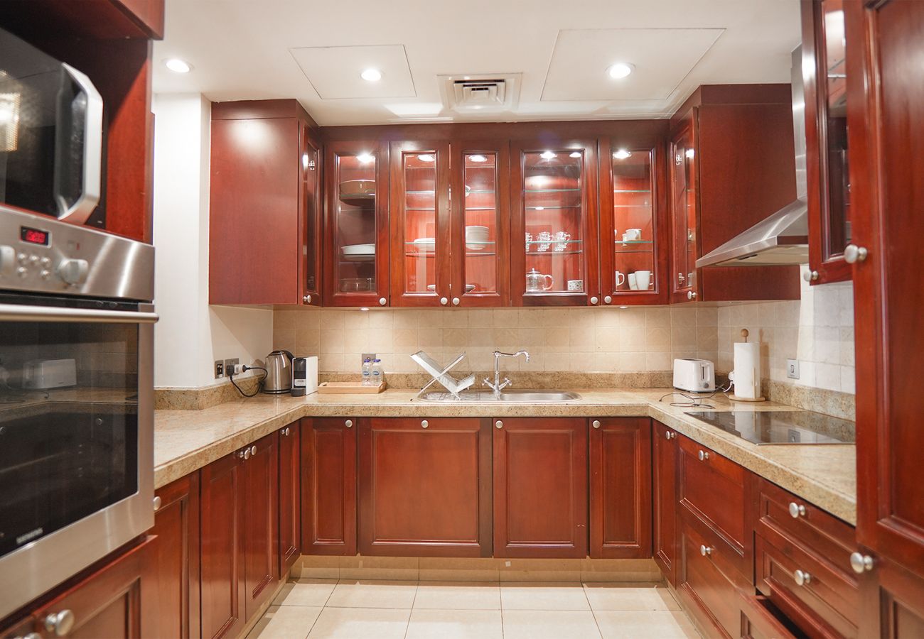 Apartment in Dubai - Spacious/authentic/city center