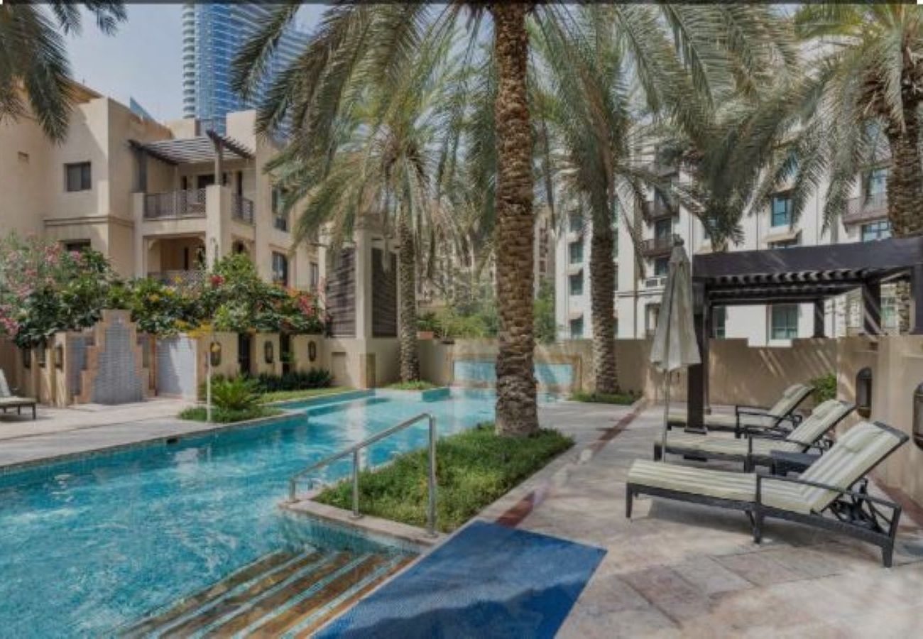 Apartment in Dubai - Spacious/authentic/city center