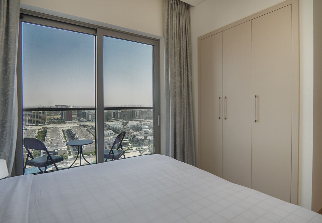 Apartment in Dubai - Modern-Distinguished-sofa bed 