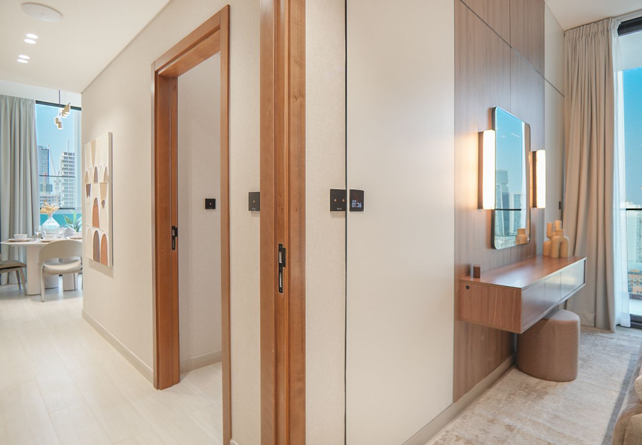 Apartment in Dubai - Lavish living with Private pool 