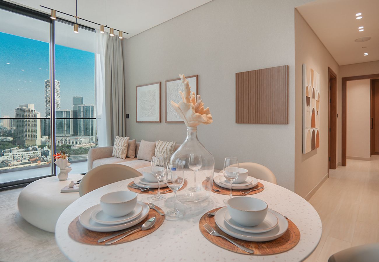 Apartment in Dubai - Lavish living with Private pool 