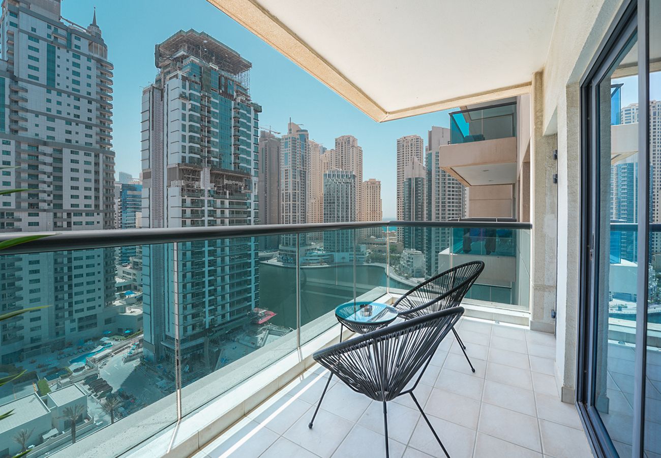 Apartment in Dubai - Marina Living - View and amenities 