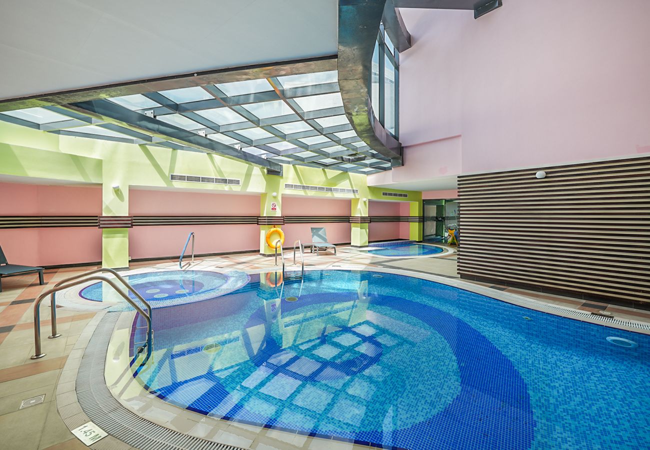 Apartment in Dubai - Marina Living - View and amenities 