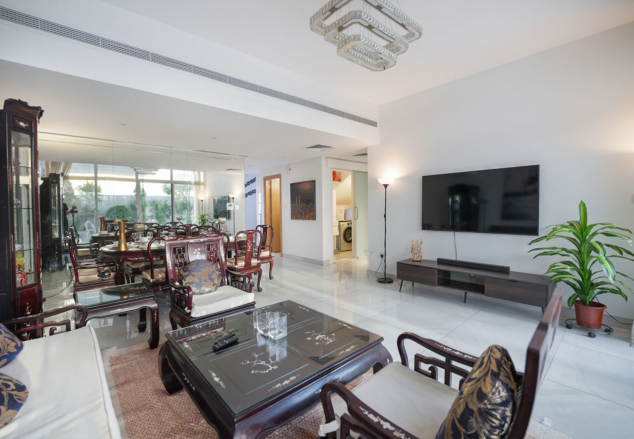 Terraced House in Dubai - Elevated urban living in Stylish 3Bedroom touwnhouse