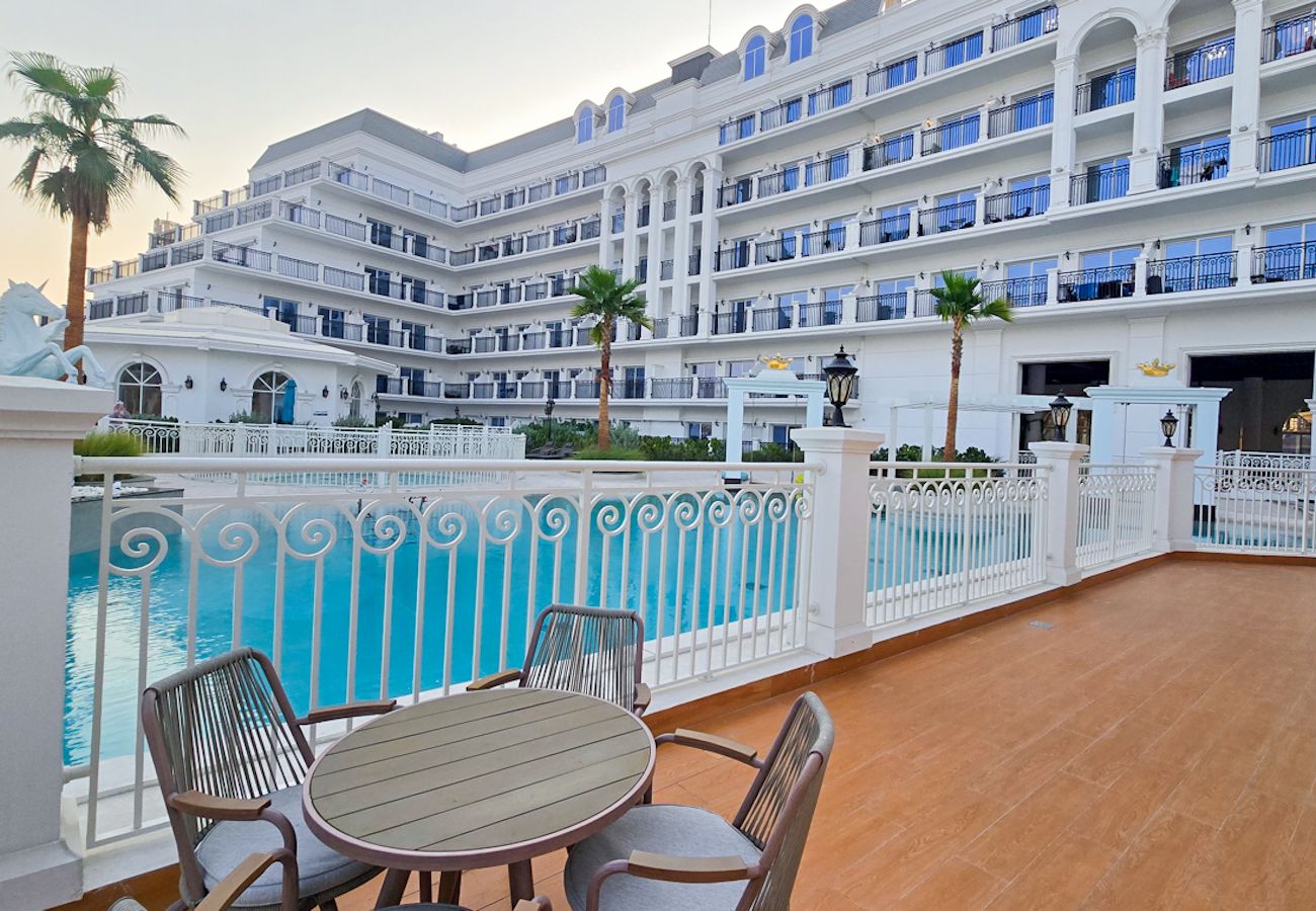 Apartment in Dubai - Luxury living with resort facilties and amenties 
