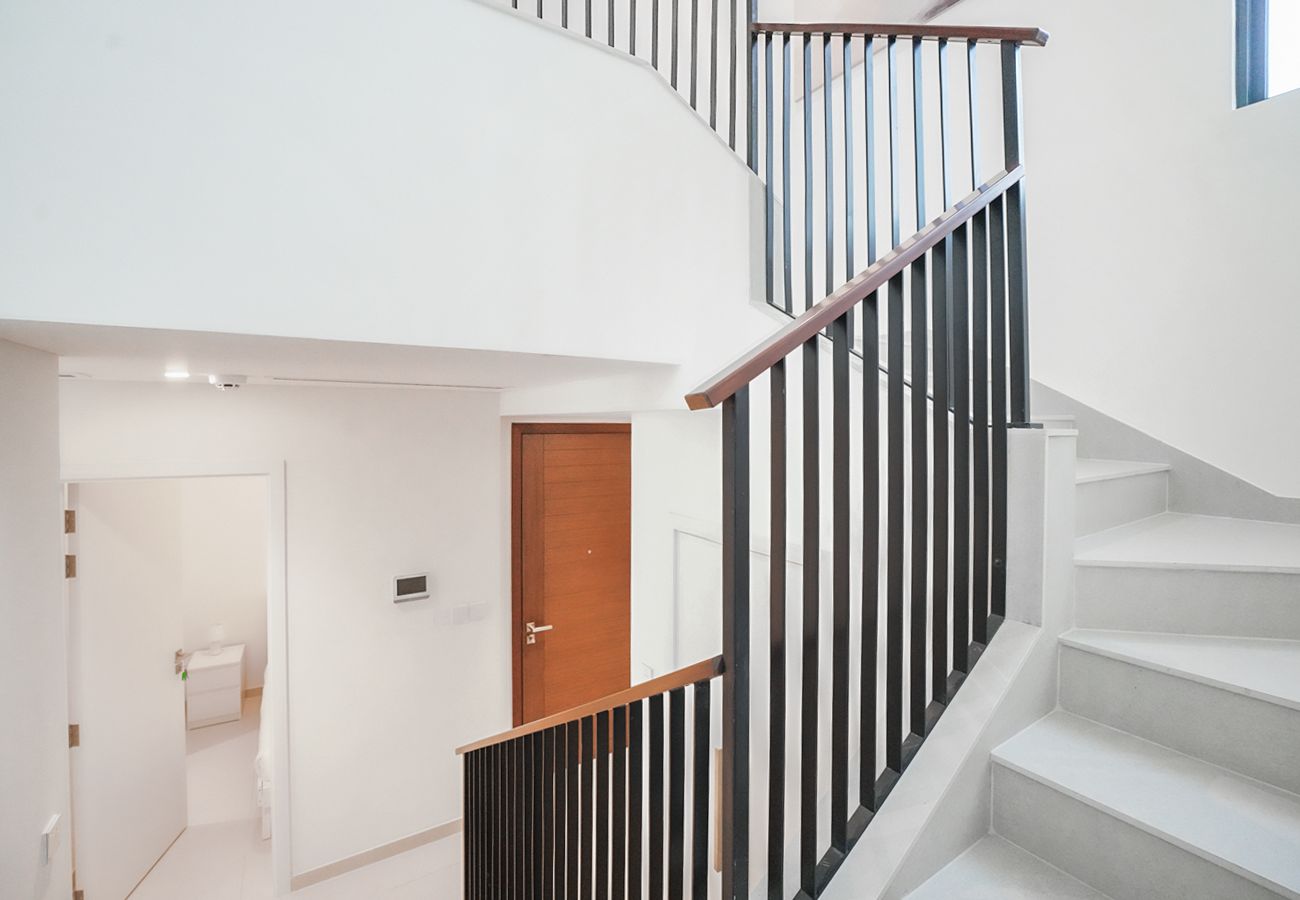 Terraced House in Dubai - Suburban lifestyle with Luxury facilities 