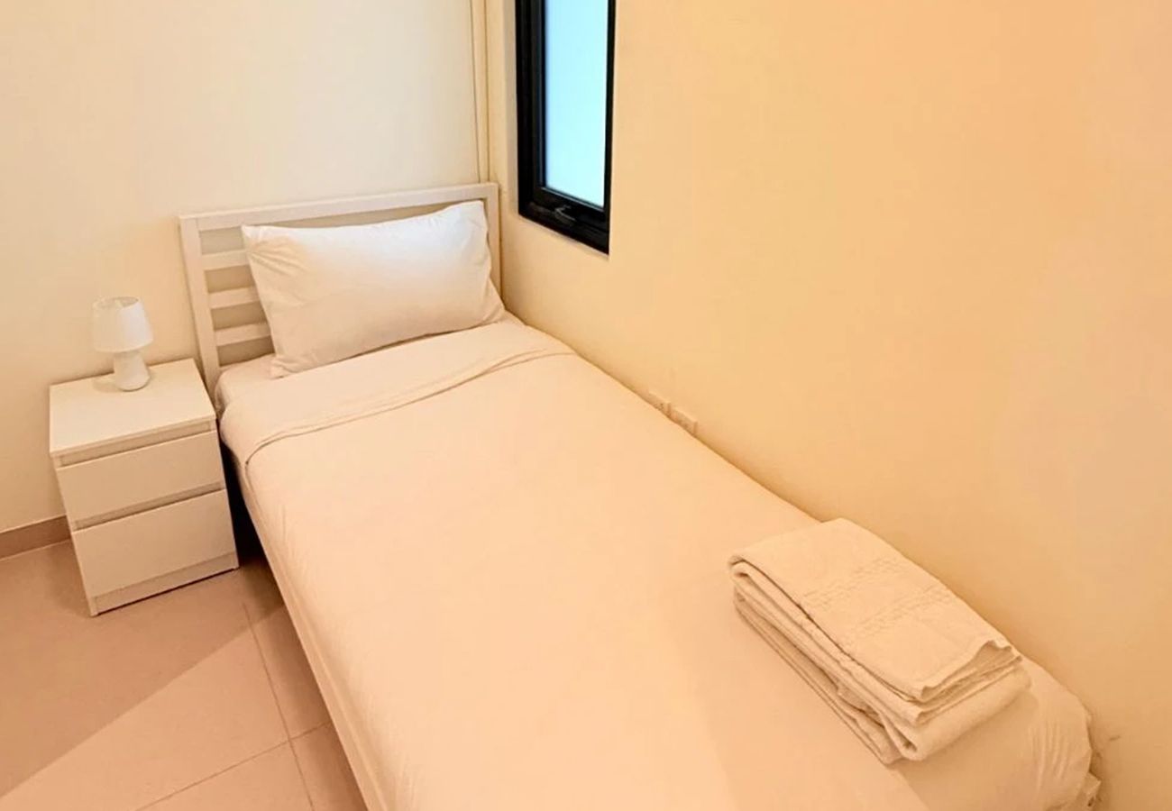 Terraced House in Dubai - EasyGo – 3BR+M Modern Suburban Luxury