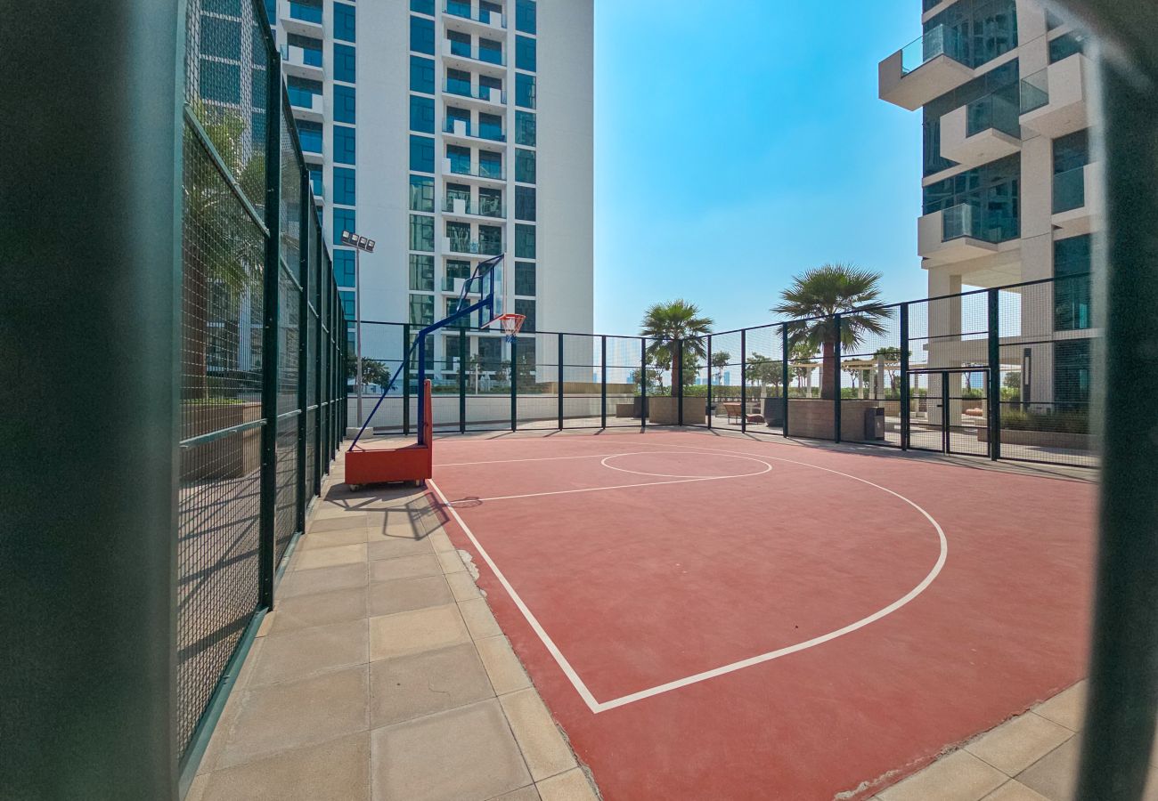 Studio in Dubai - City center/spacious/skyline view