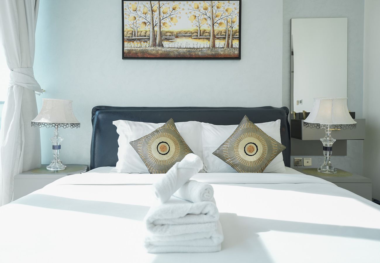 Apartment in Dubai - EasyGo - Elegant 2 Bedroom near Miracle Garden