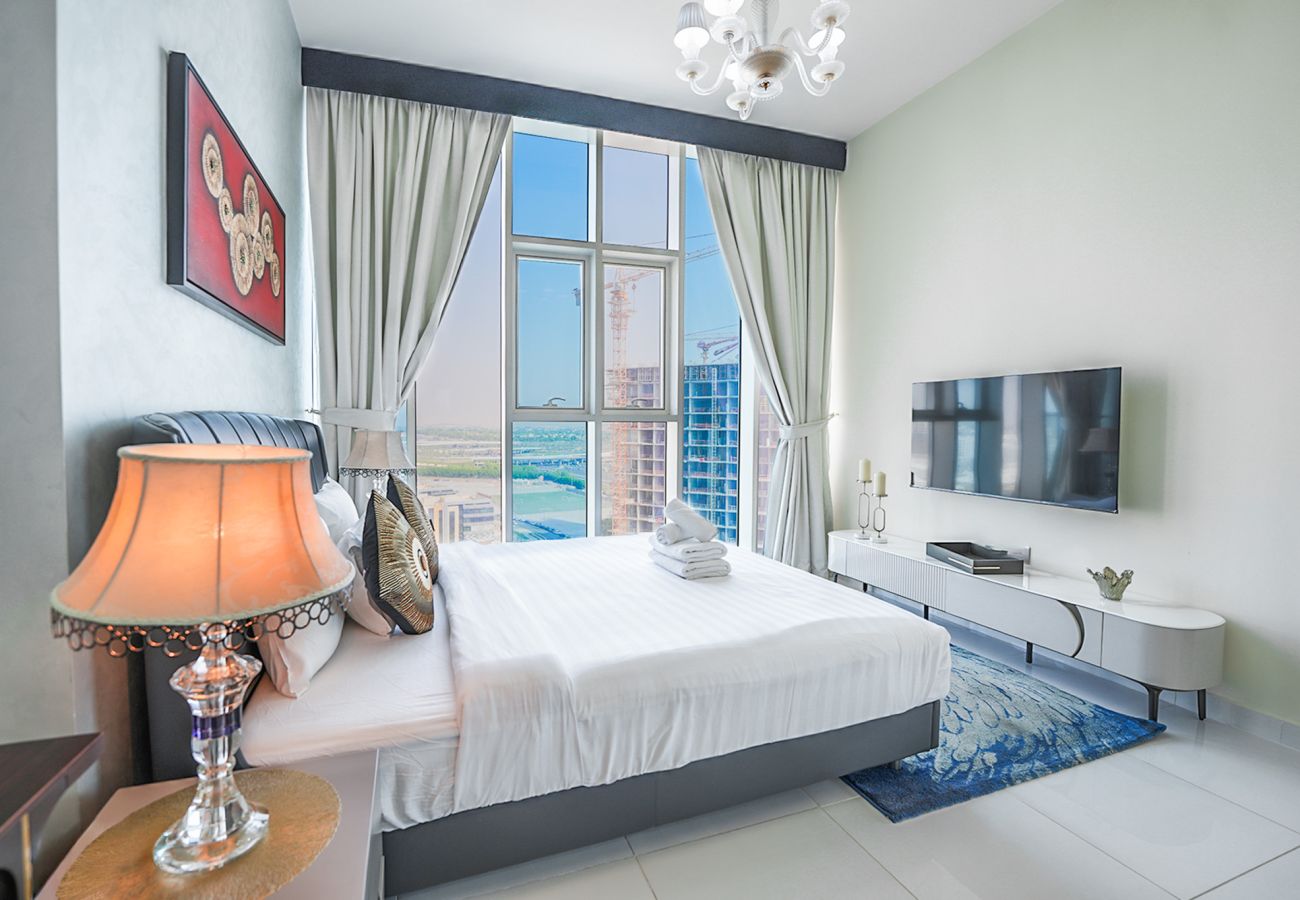 Apartment in Dubai - EasyGo - Elegant 2 Bedroom near Miracle Garden