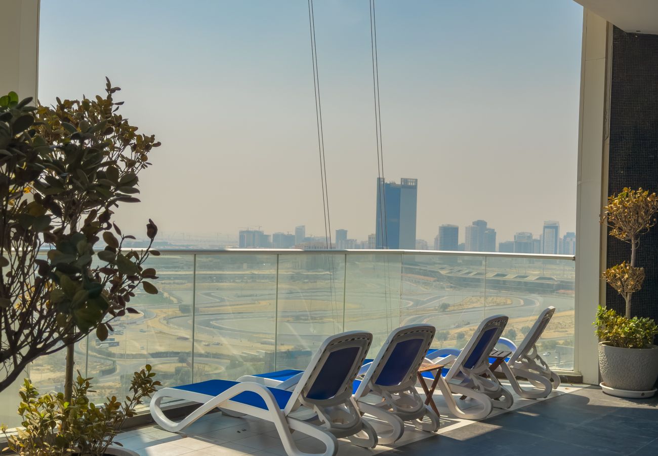 Apartment in Dubai - EasyGo - Elegant 2 Bedroom near Miracle Garden