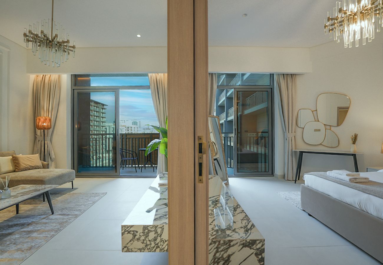 Apartment in Dubai - EasyGo - Modern 1BR with Balcony & Amenities in Arjan