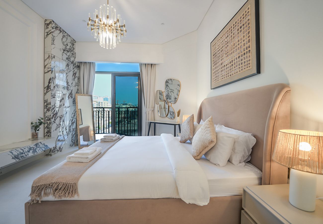 Apartment in Dubai - EasyGo - Modern 1BR with Balcony & Amenities in Arjan