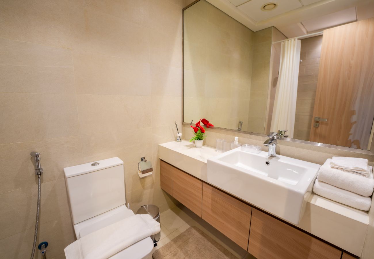 Studio in Dubai - EasyGo – Stylish Studio with Dubai Skyline View