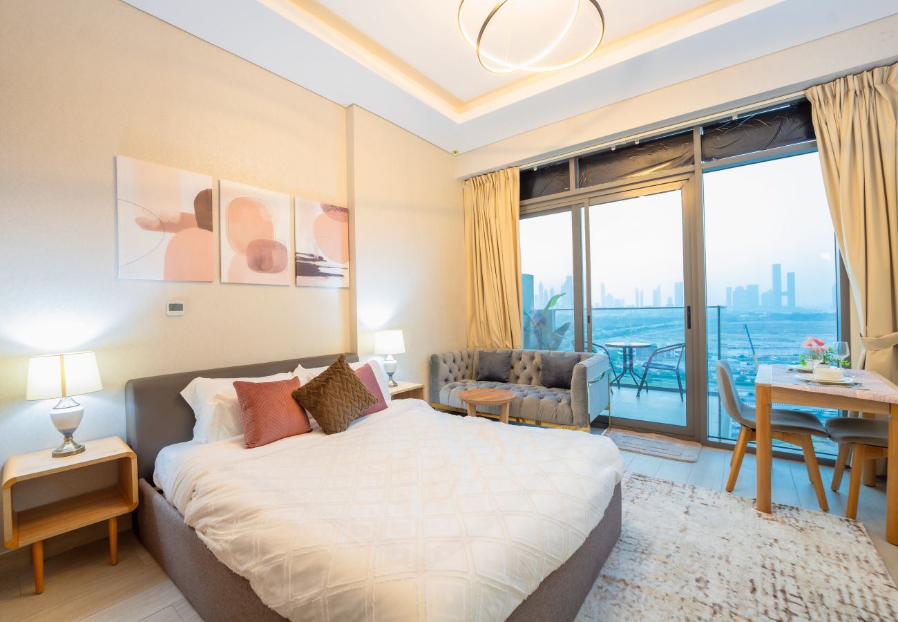 Studio in Dubai - EasyGo – Stylish Studio with Dubai Skyline View