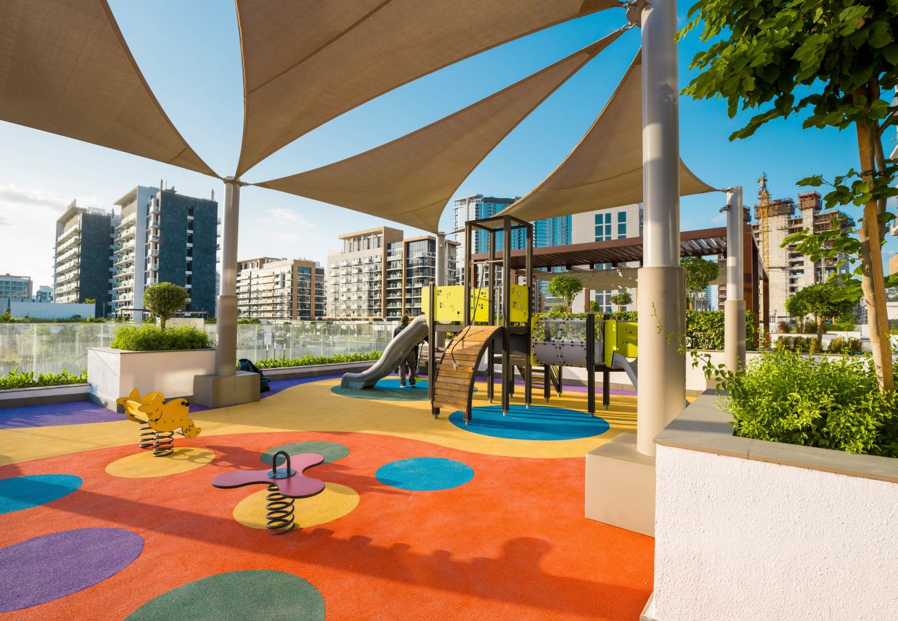 Apartment in Dubai - EasyGo – Elegant 1-Bedroom Apartment with Balcony