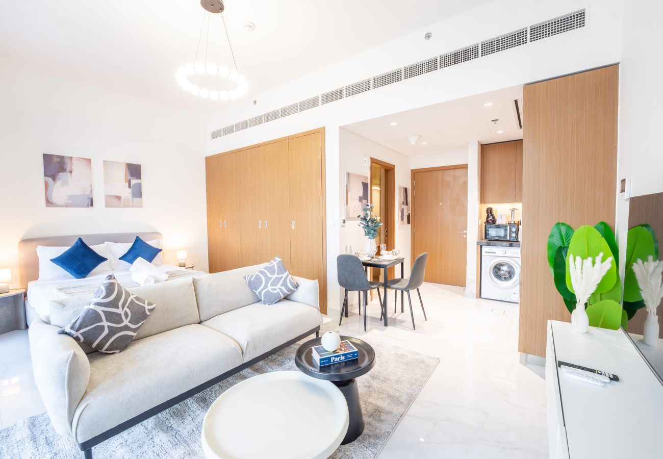 Studio in Dubai - EasyGo – Chic Studio Escape in Dubai Sports City