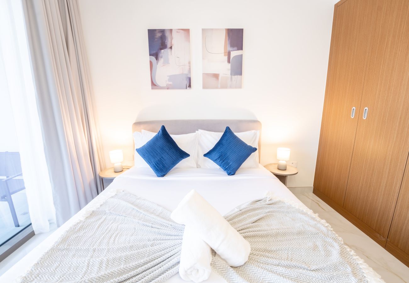 Studio in Dubai - EasyGo – Chic Studio Escape in Dubai Sports City