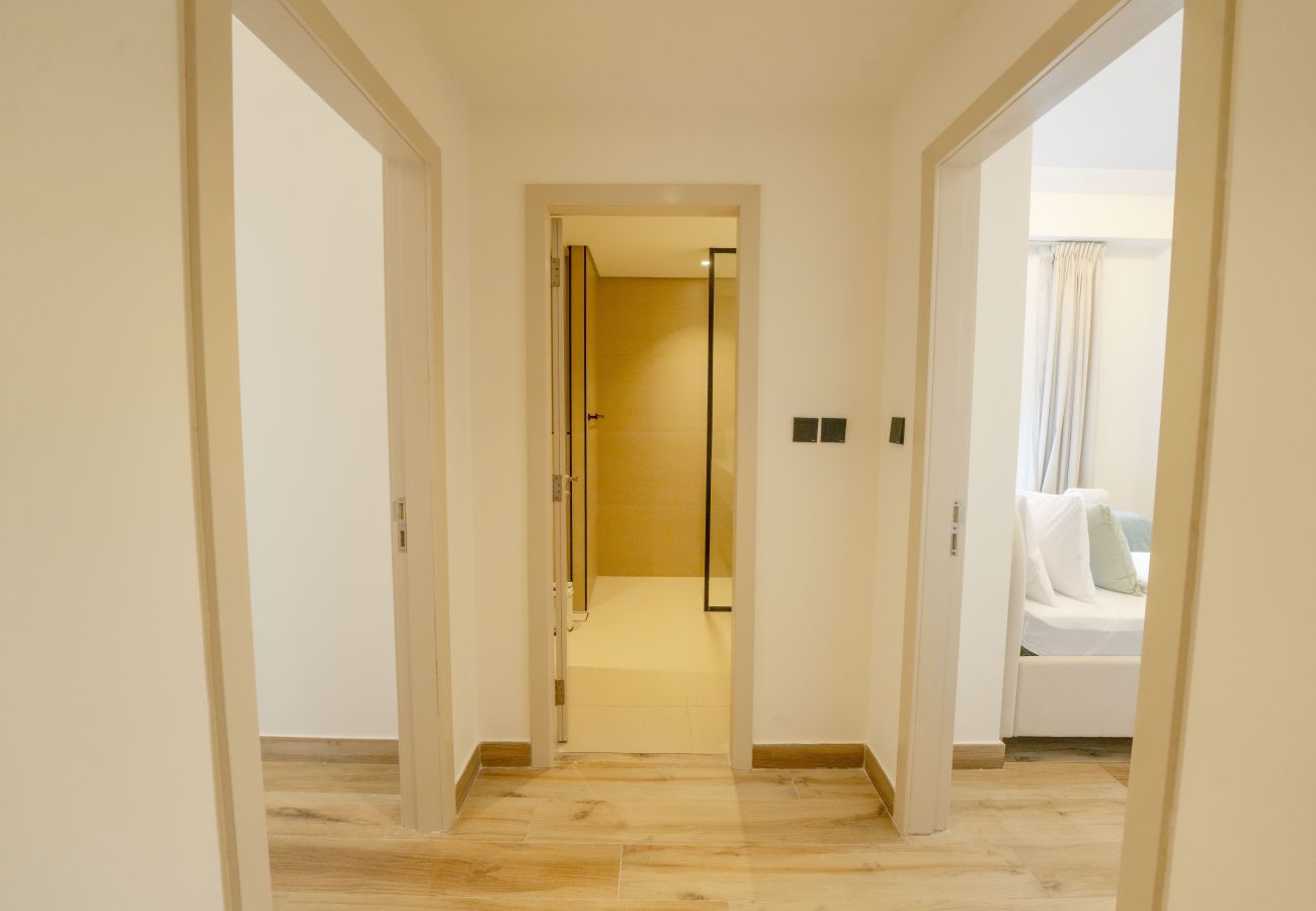 Apartment in Dubai - EasyGo - Luxury 3BR+M with Dubai Eye View, JBR