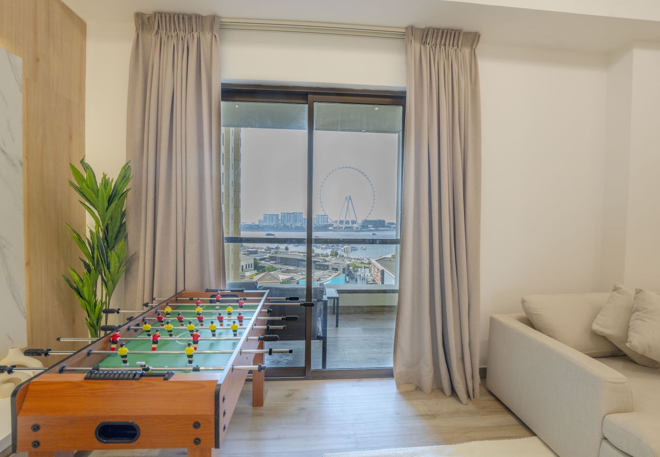 Apartment in Dubai - EasyGo - Luxury 3BR+M with Dubai Eye View, JBR