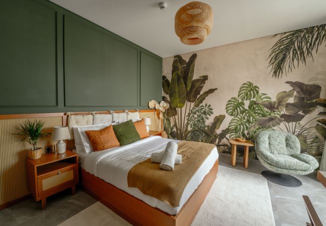 Studio in Dubai - EasyGo – Tropical Chic Studio in Business Bay