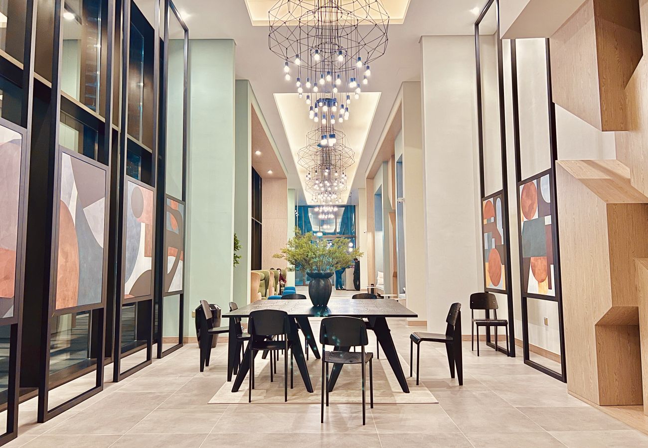 Studio in Dubai - EasyGo – Tropical Chic Studio in Business Bay