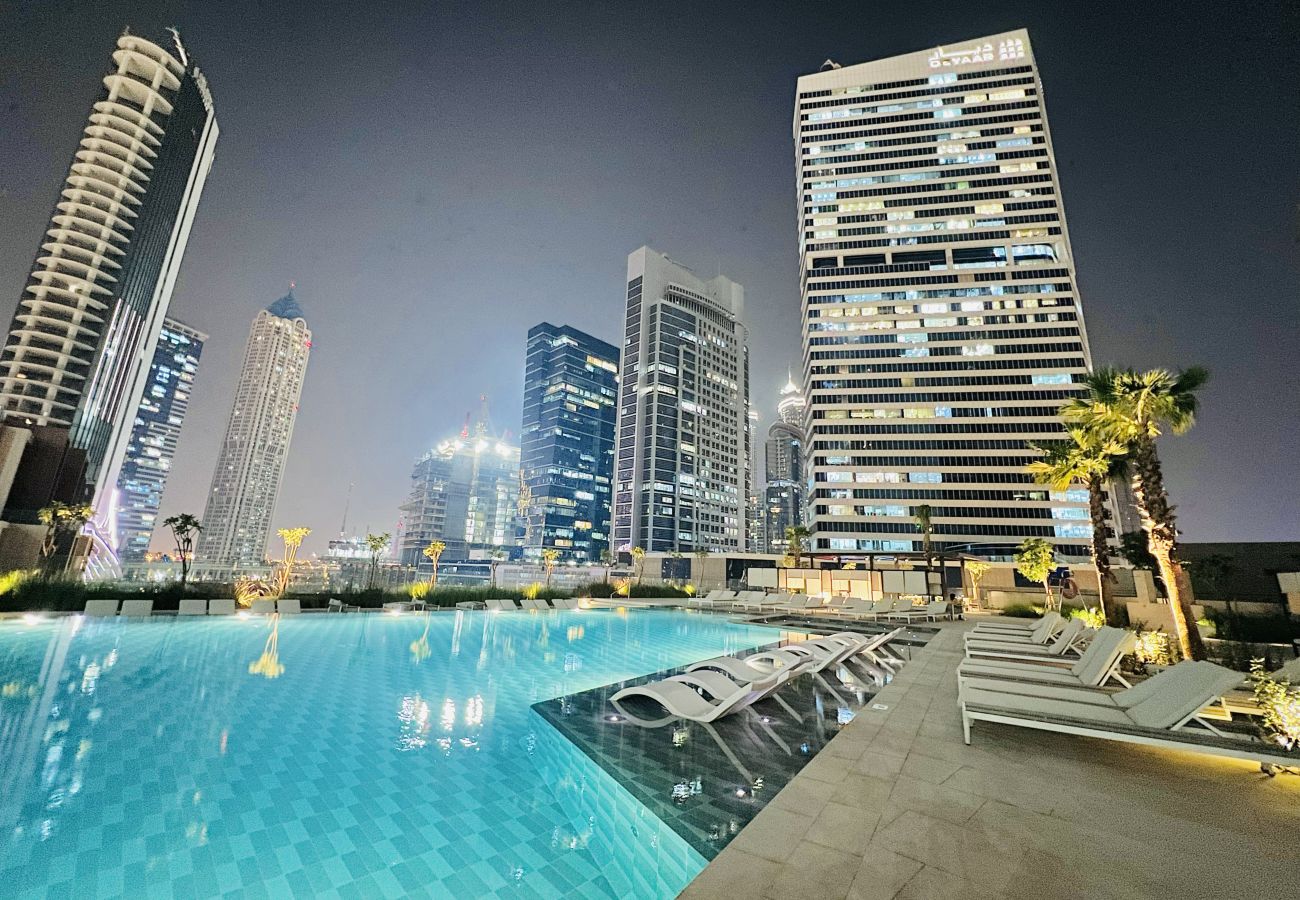 Studio in Dubai - EasyGo – Tropical Chic Studio in Business Bay