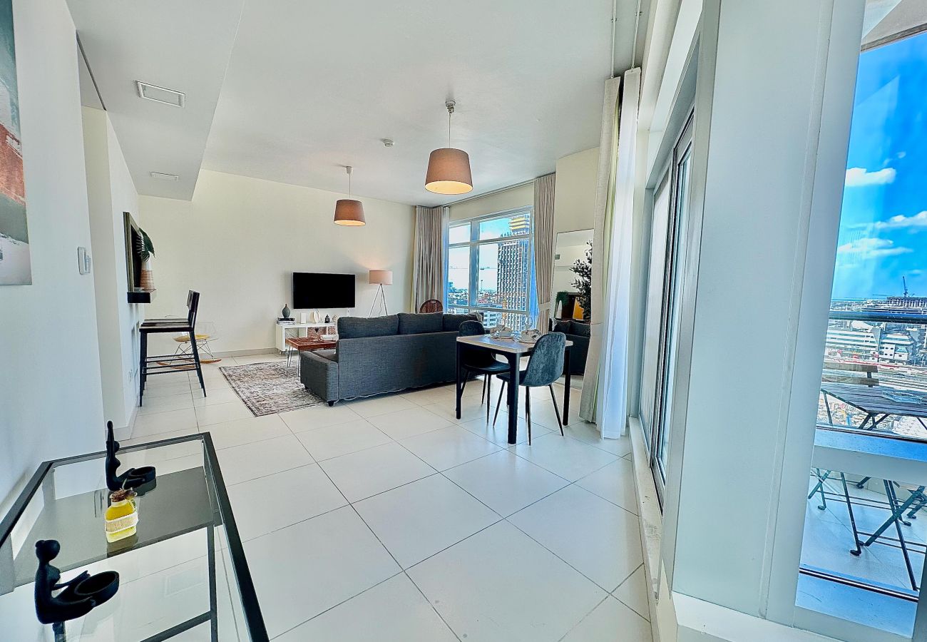 Apartment in Dubai - EasyGo - Elegant 1BR in Downtown Dubai